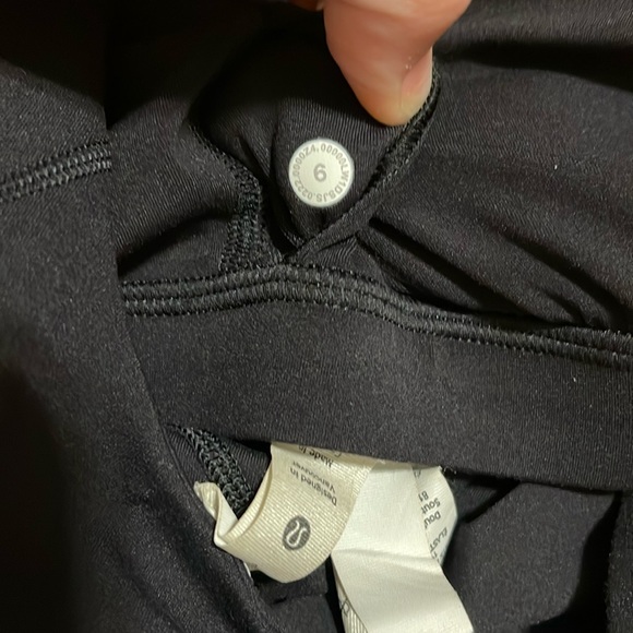 Lululemon align onesie Bodysuit 8” Black Sz 6 - Picture 5 of 7